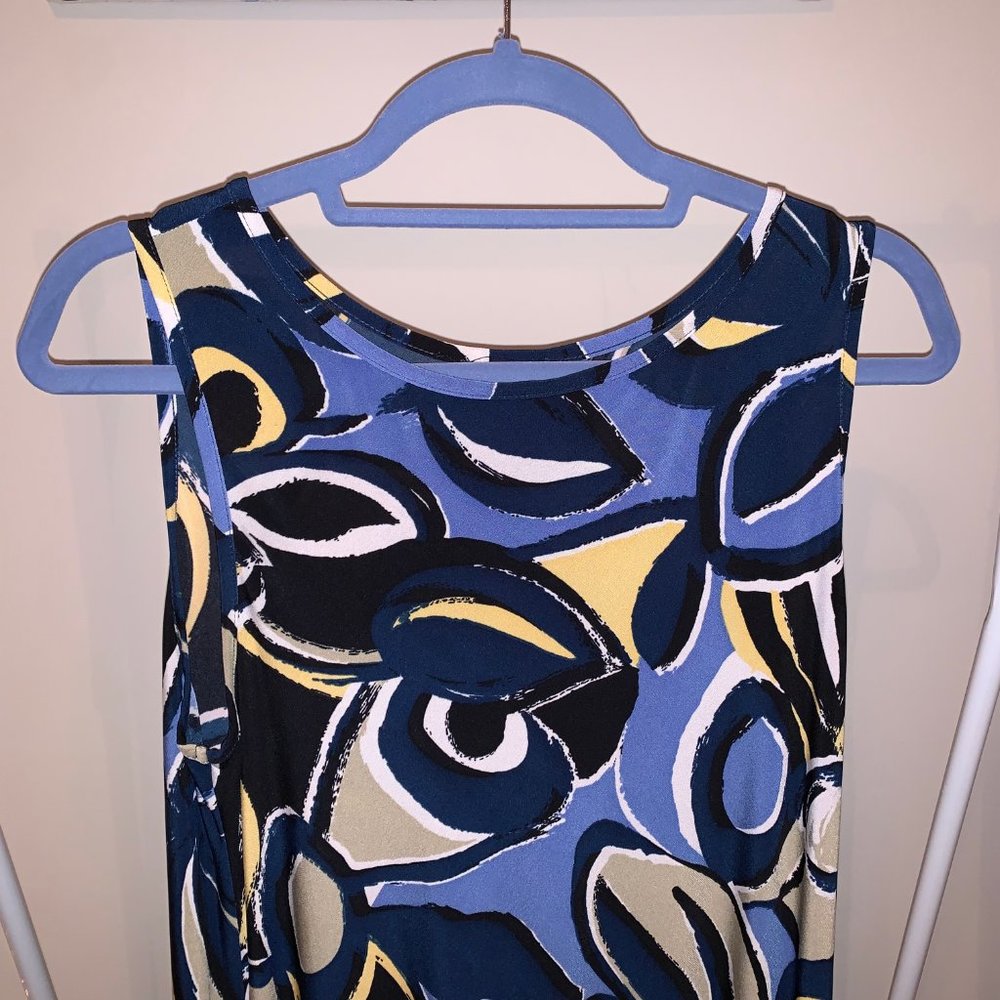 Patterned Dress - Picture 3 of 4